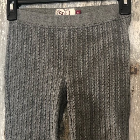 Woven leggings - Picture 2 of 3